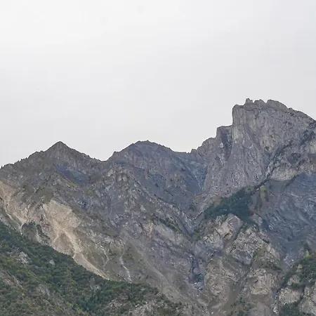 Apartment Karellis, A 5 Min De Saint Jean De Maurienne Montricher-Albanne